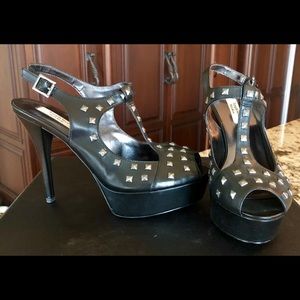 SimplyVera Rockstar peep toe heels Sz 9 Never worn